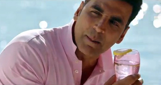 Akshay Kumar in alcoholic Video song 