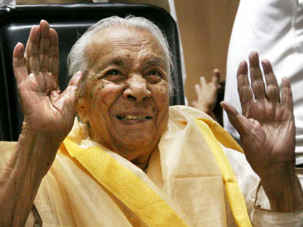 Zohra Sehgal - The Oldest B-Town Mom