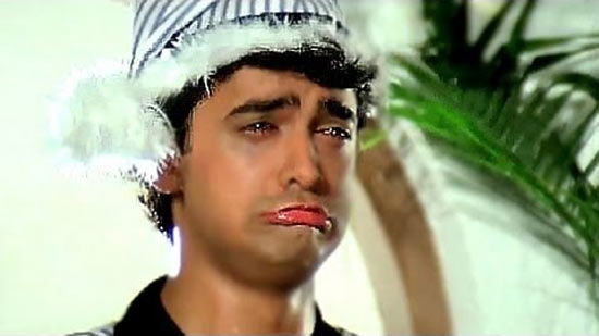 Aamir Khan Crying in Andaz Apna Apna
