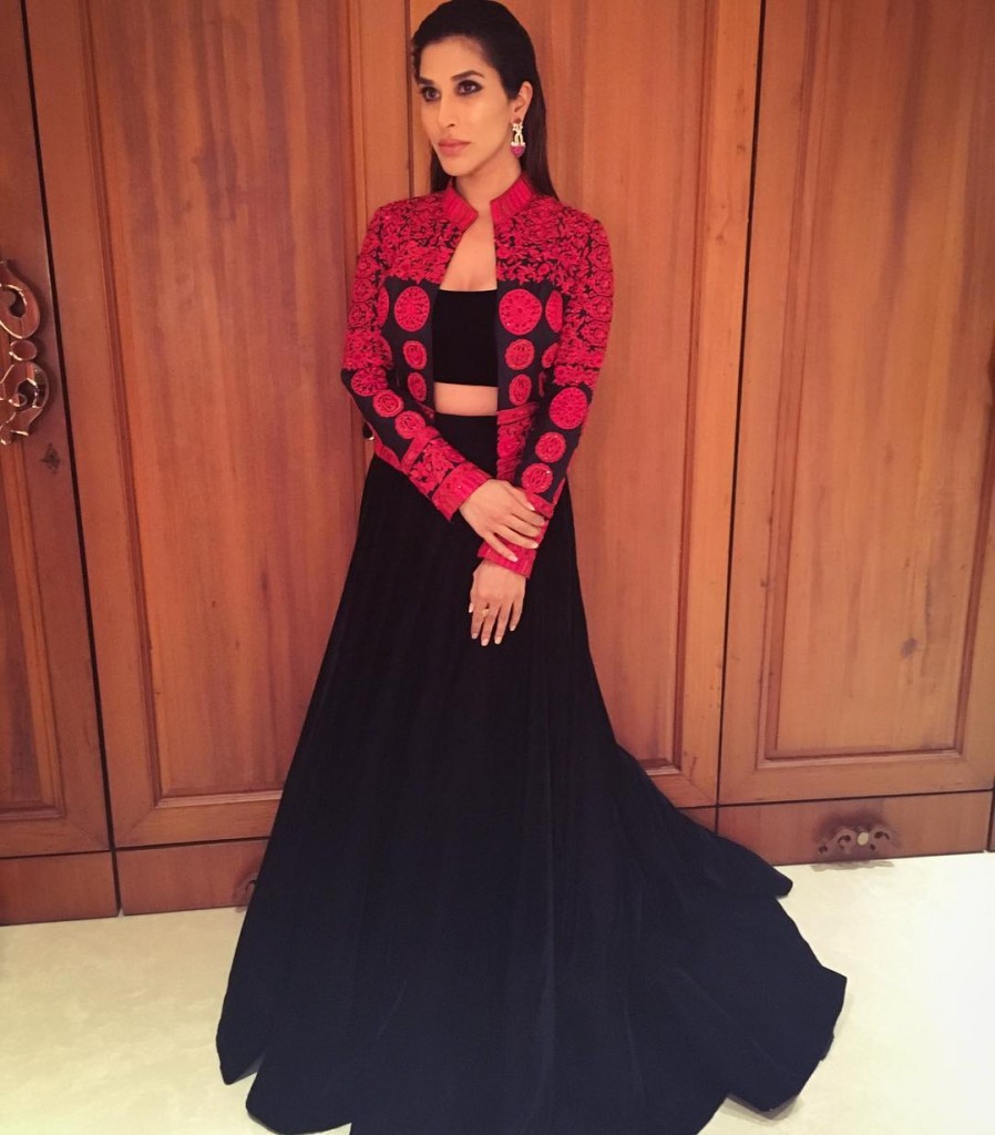 Sophie Choudry at Zee Cine Awards