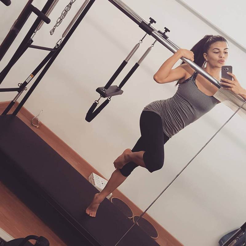 10 Photos that are proof of Jacqueline Fernandez being a big Fitness Freak- Jacky 6