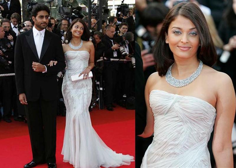 Aishwarya Rai Bachchan and Sonam Kapoor's various looks at Cannes over the years- Aish 2007