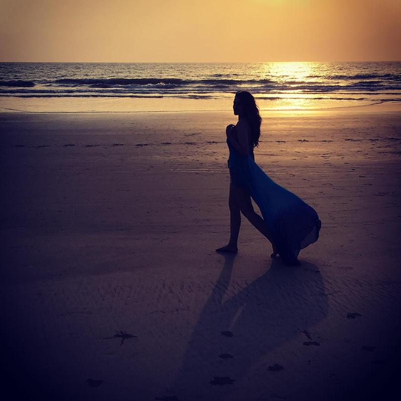 10 Instagram Pictures posted by Parineeti Chopra that you are going to love!- Pari Goa 2