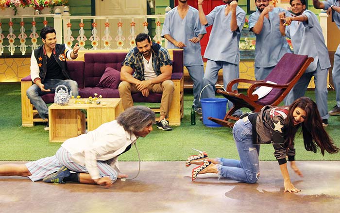 Jacqueline with Sunil Grover on TKSS