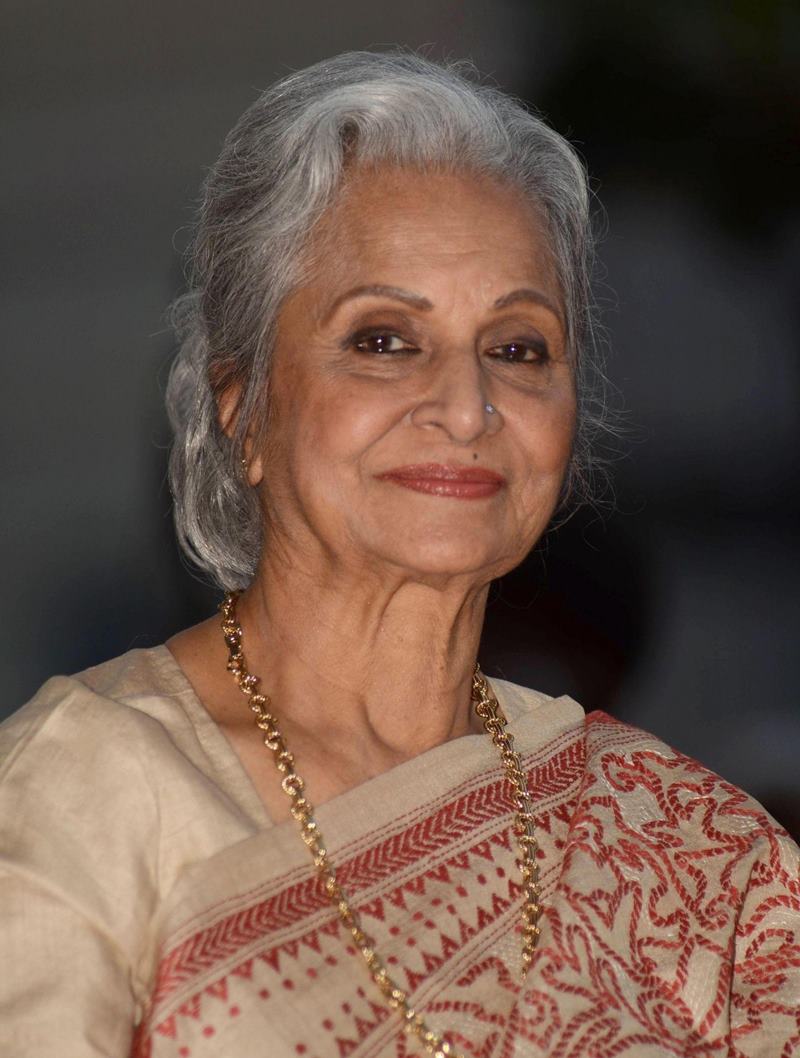 10 Veteran Bollywood Actresses who deserve all the respect in the world- Waheeda Rehman
