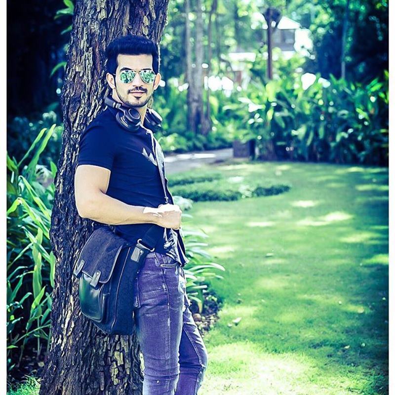 15 Hot Pics of Arjun Bijlani, one of the sexiest men of Indian Television- Arjun Shoot 6