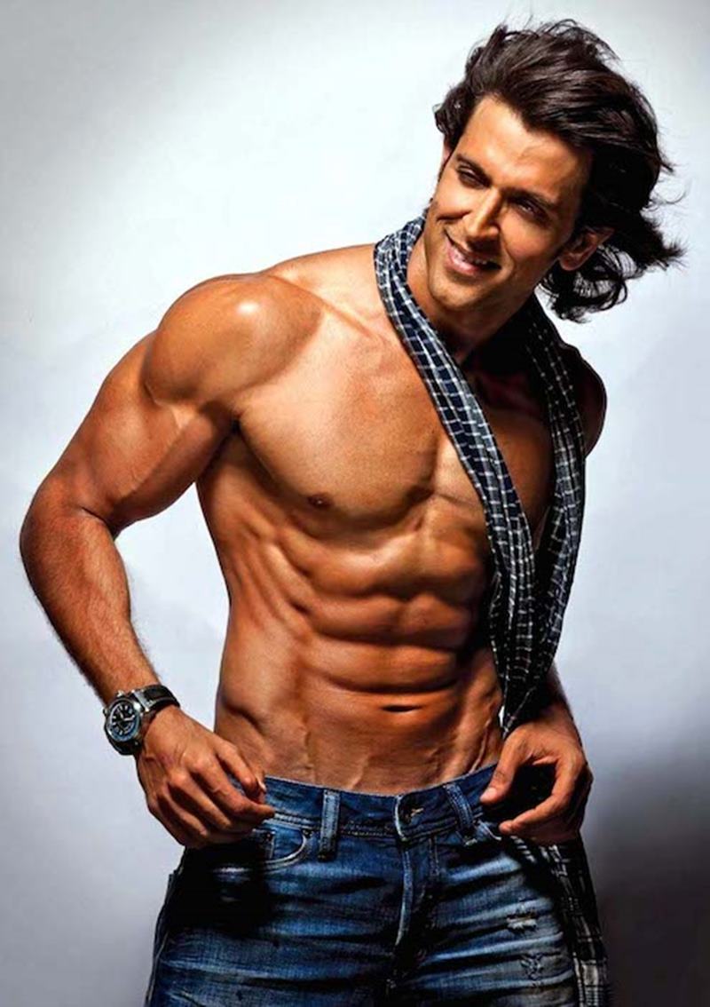 10 Hot Pics of Hrithik Roshan that will get the temperature soaring instantaneously!- Hrithik Scarf