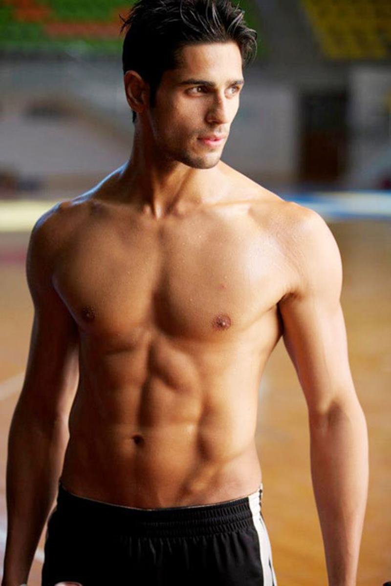 15 Hot Pics of Sidharth Malhotra that justify his hotness to some level- Sid SOTY