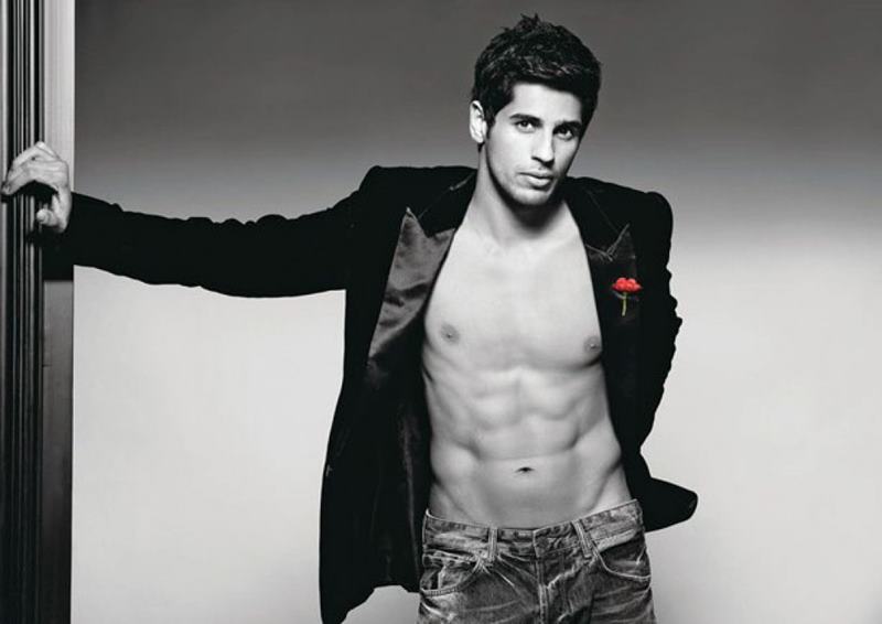 15 Hot Pics of Sidharth Malhotra that justify his hotness to some level- Sid six pack