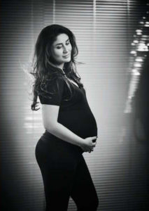 Kareena Kpaoor's maternity photoshoot
