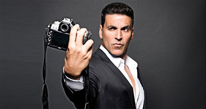 I am trying to be a hero, forget about super hero: Akshay Kumar