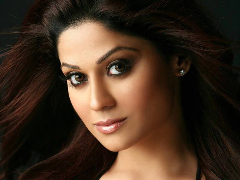 Star Siblings who failed to make it big in Bollywood-Shamita