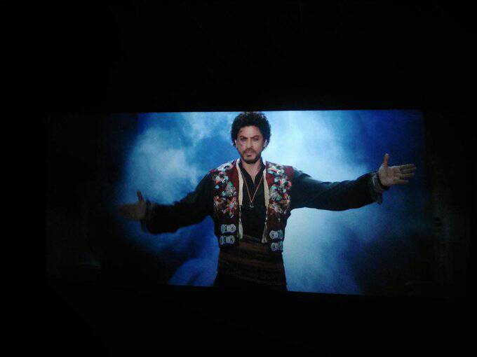 SRK's look in tubelight