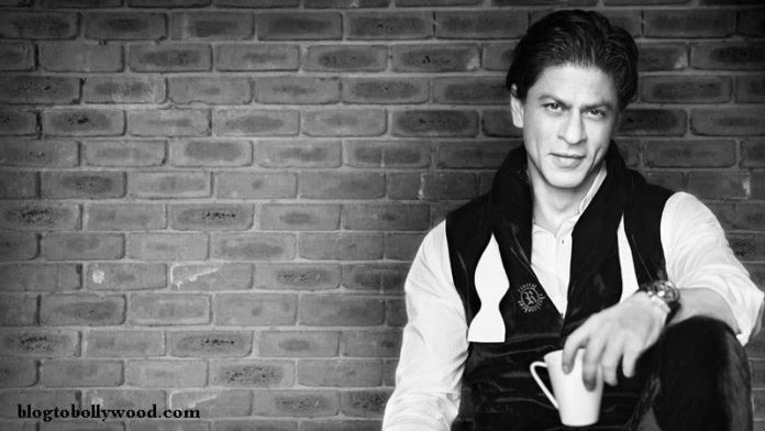 10 Wittiest Answers given by Shah Rukh Khan during his recent Twitter chat with fans