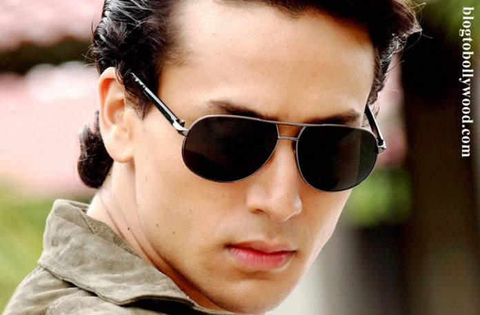 Tiger Shroff is in talks with Karan Johar for Student of the Year 2