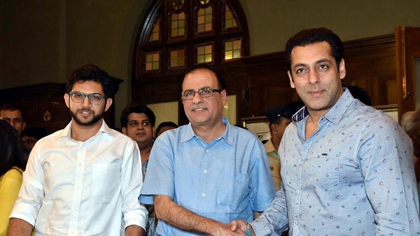 Salman Khan joins hands with BMC to start mobile toilets in Mumbai
