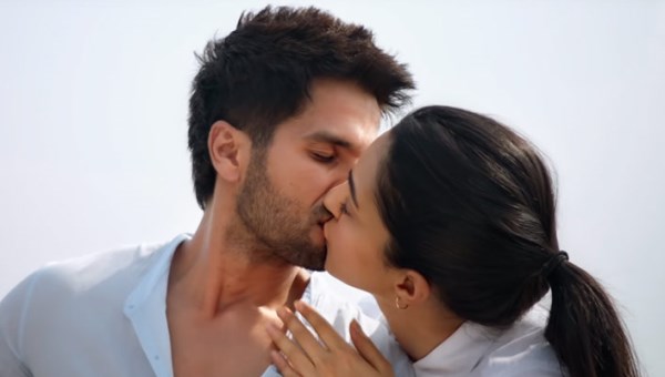 Kabir Singh Becomes first 'A' rated Bollywood film to cross 200 crore mark