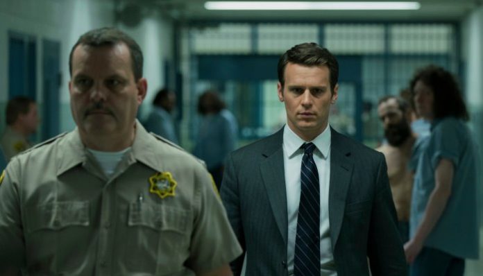 'Mindhunter' Director Urges Fans to Make Noise for Season 3